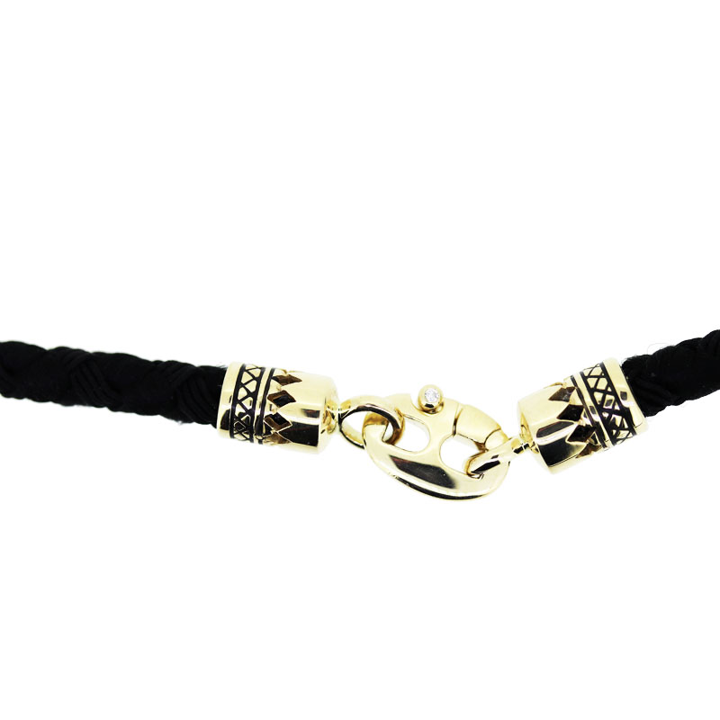 
									Black enamel cord