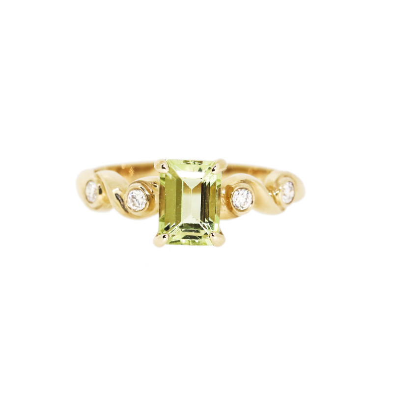 
									Ring "Beverly"
