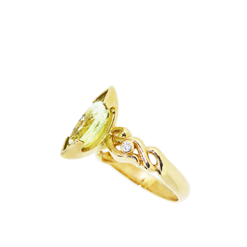 
									Ring "Spring Garden"