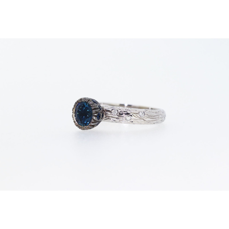 
									Ring "Life Line"