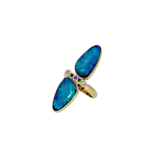 Novella ring