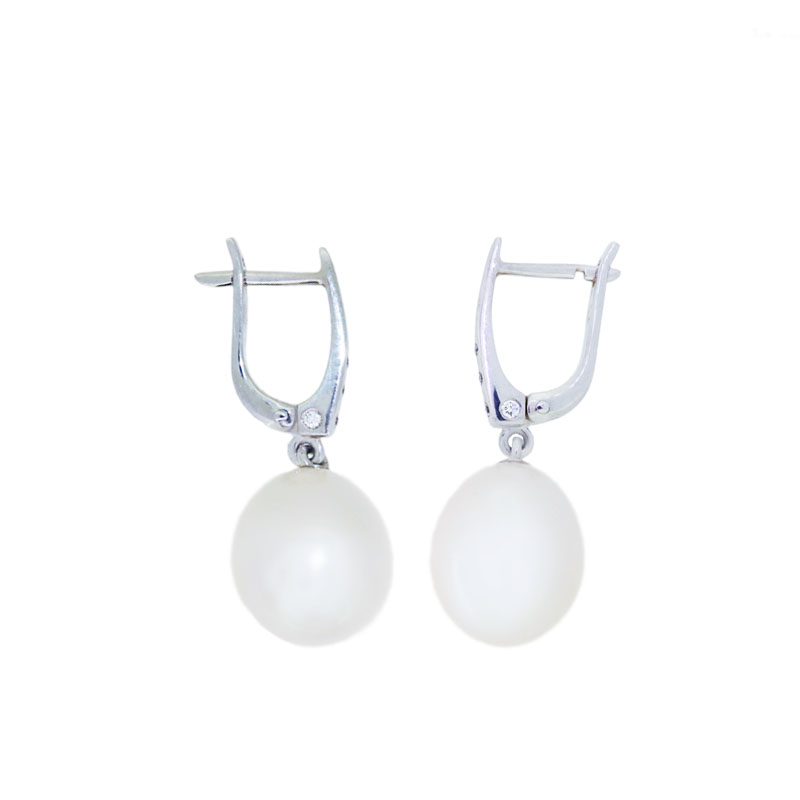 
									Earrings "Pearl Chic"