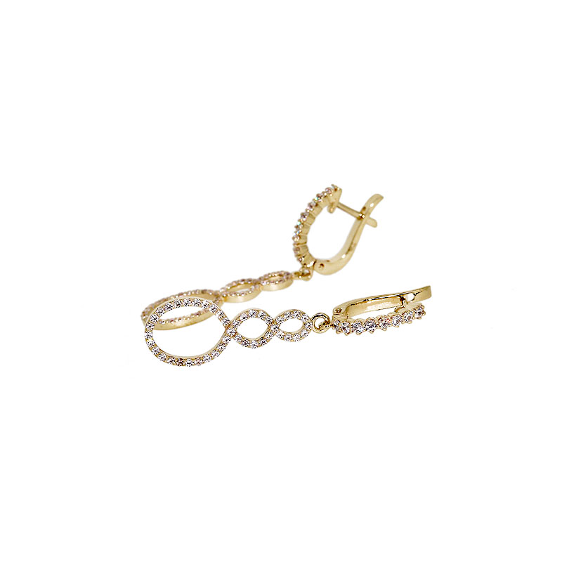 
									Long Earrings